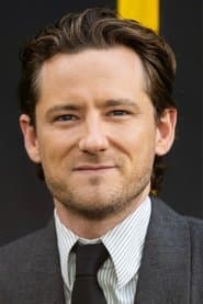 Lewis Pullman Profilbild
